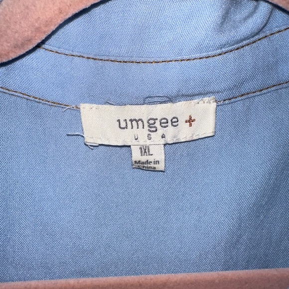 Umgee Light Blue Casual Button Down Shirt - Picture 4 of 4